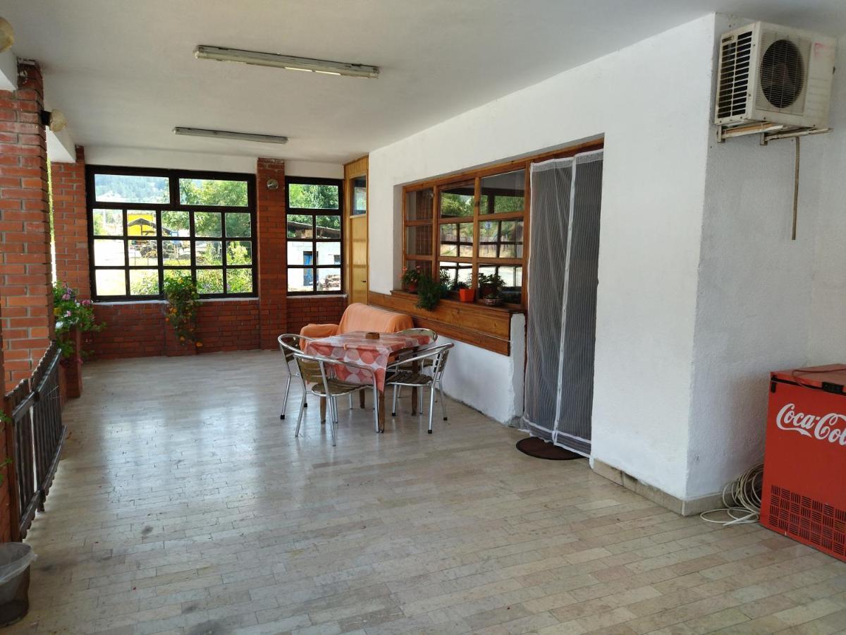 Apartman Dunja I Milos Мокра гора Екстериор снимка